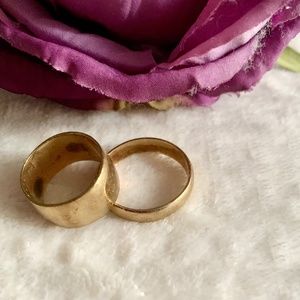 His and Her wedding bands